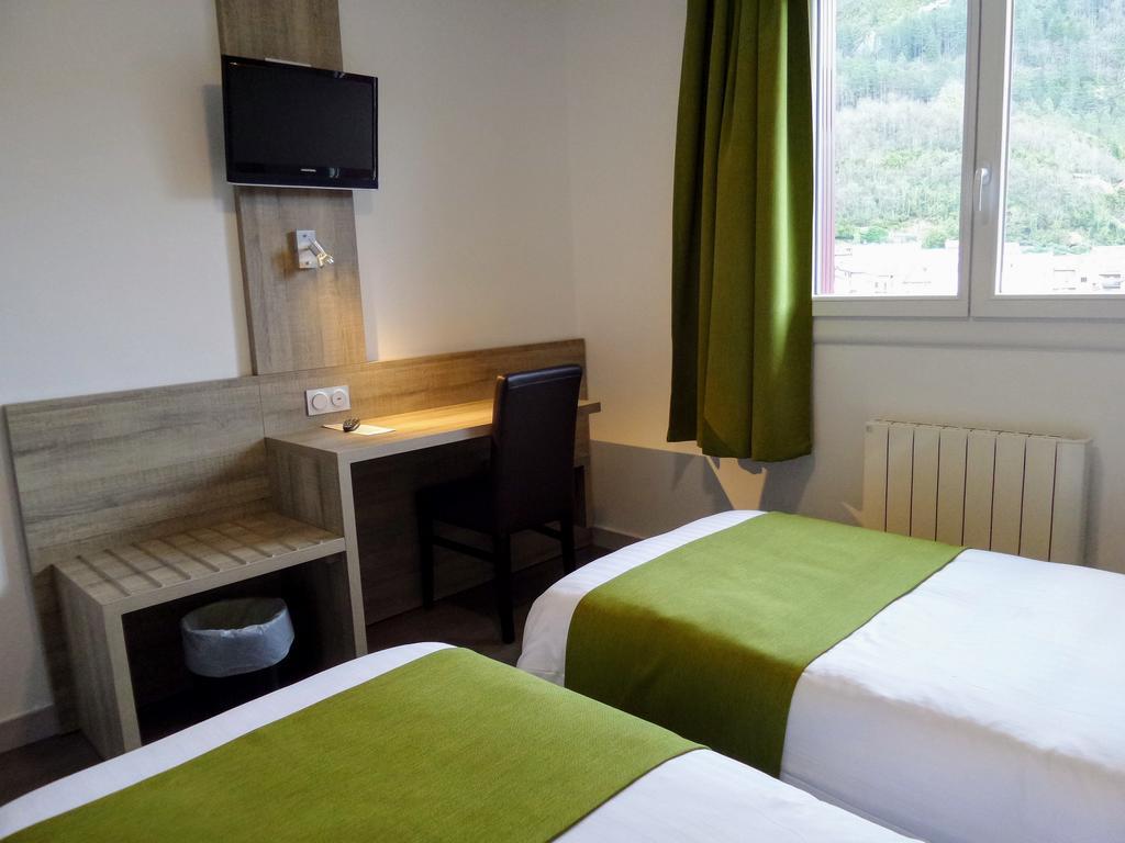 Jura Hotel Restaurant Le Panoramic Сен-Клод Екстериор снимка